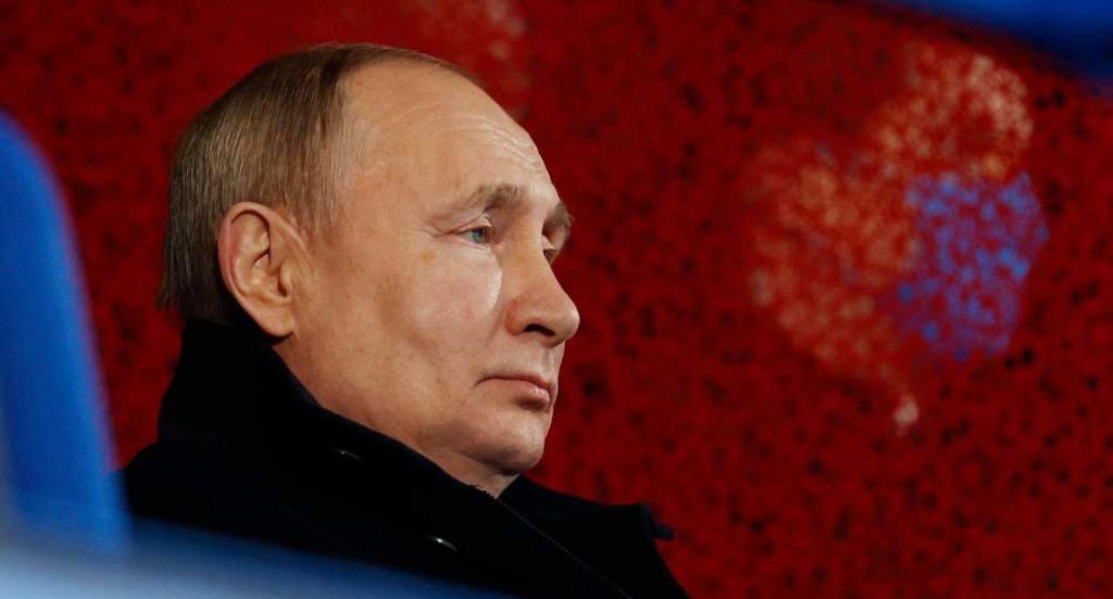 ЧМО Путин В.В. признался, что российские военные целенаправленно наносили удары баллистическими ракетами по гражданским объектам в&nbsp;Сумах.