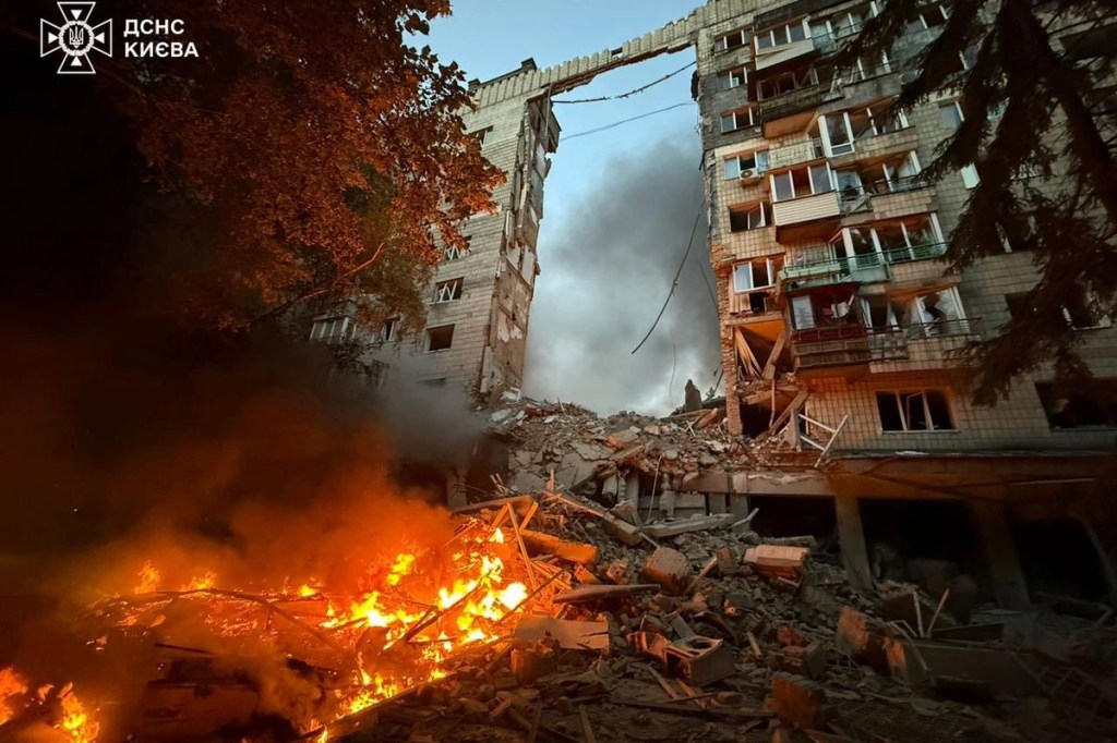 Одна из самых страшных ночей: Россия ударила по Киеву — 15 погибших, более 100&nbsp;раненых